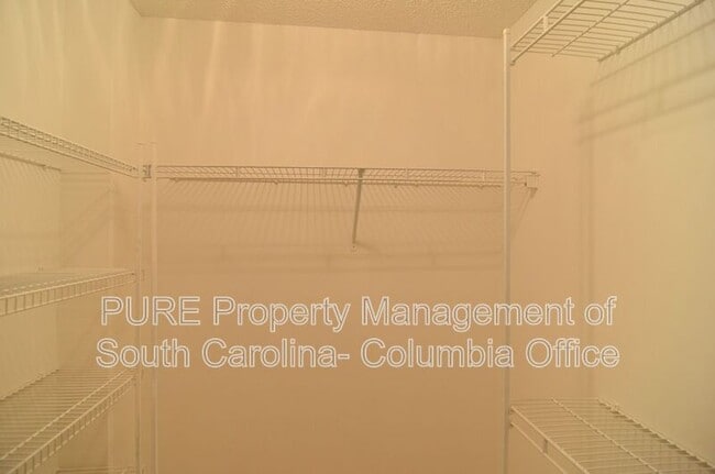 Building Photo - 112 Palm Ct