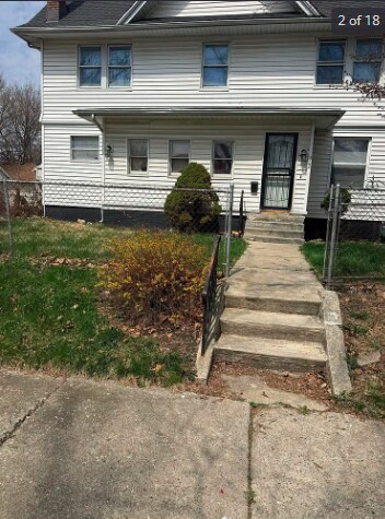 Building Photo - 902 Prospect Ave