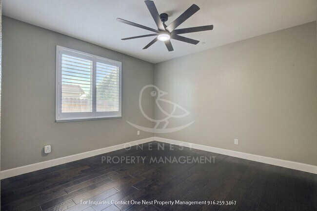 Building Photo - Offering a 6 Month Lease | 4 Bedroom 3 Bathroom Plumas Lake Beauty!