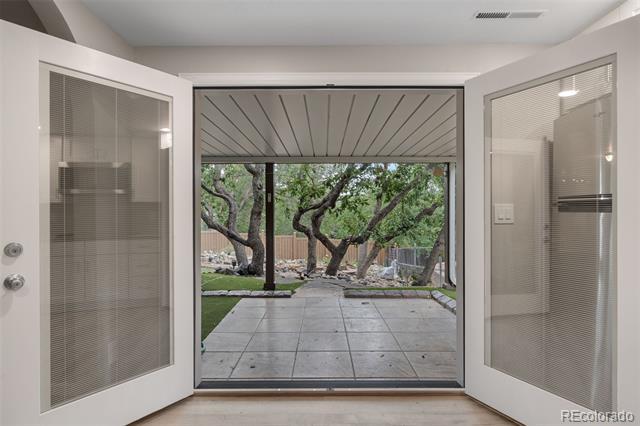Building Photo - 4875 Garden Trail