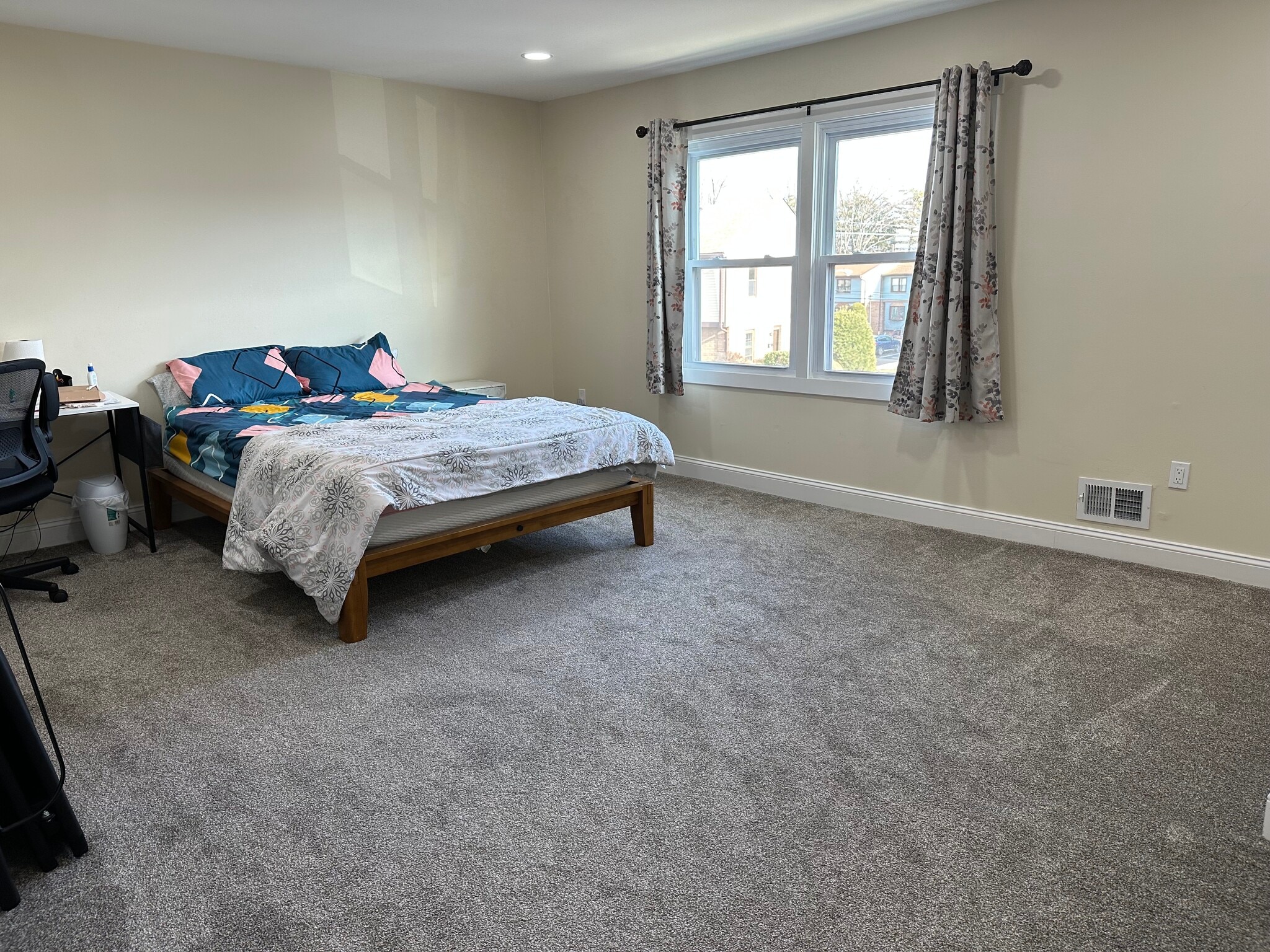 Second bedroom - 22 Highview Dr