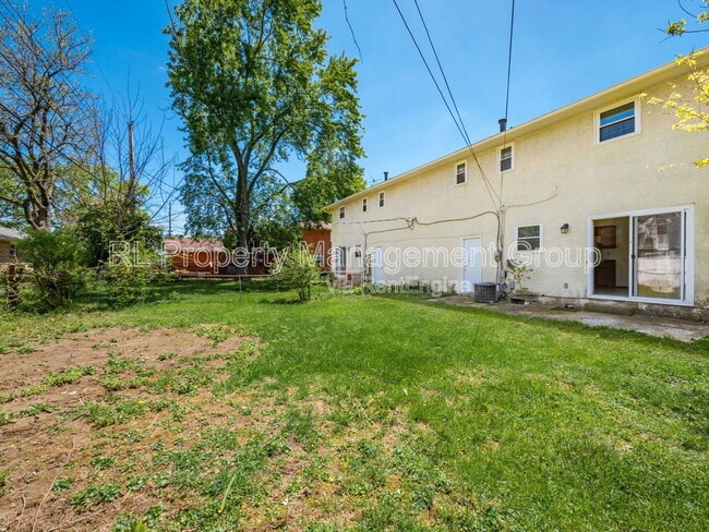Building Photo - 464 Goshen Ct