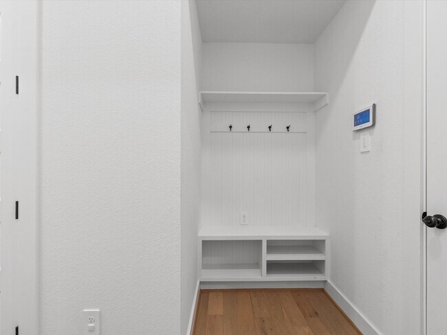 Building Photo - 30715 Chamomile Bnd