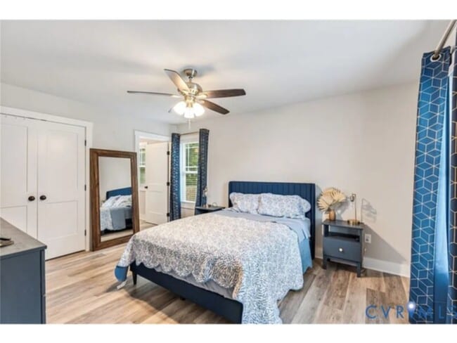 Building Photo - 3 Bedroom 3 Bathrooms