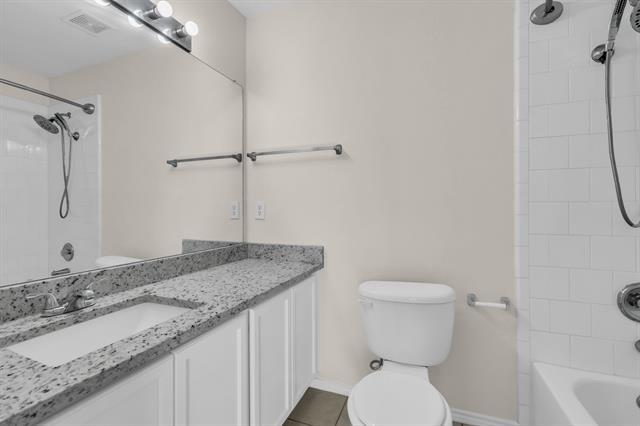 Building Photo - 2312 Tailburton Ct