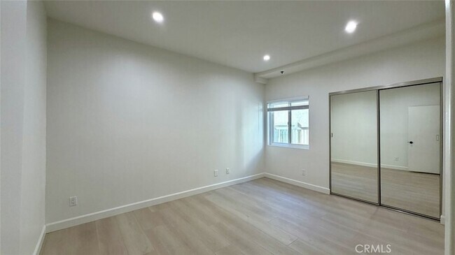 Building Photo - 310 E Providencia Ave