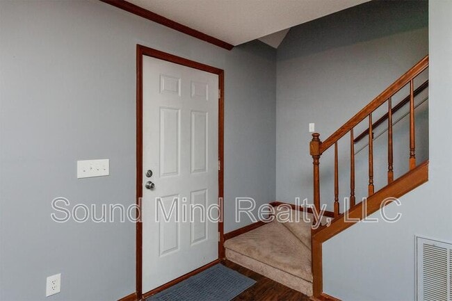 Building Photo - 1012 Windward Psge