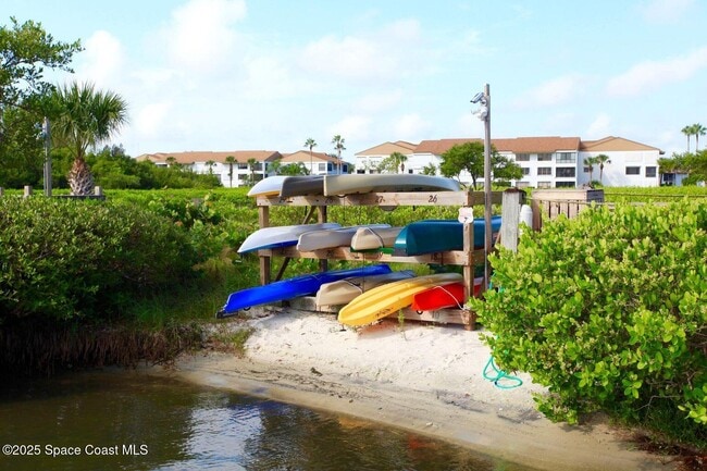 Building Photo - 6165 S Mirror Lake Dr