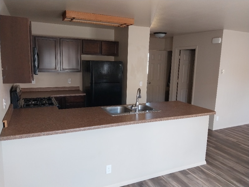 Building Photo - 207 4th St SW