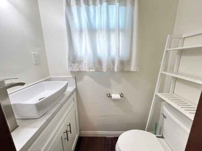 Building Photo - Beautiful & Spacious 3Bedroom / 1.5Bath in West Covina