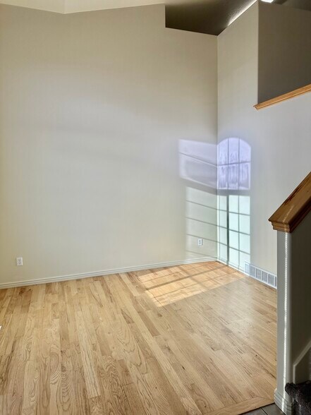 Building Photo - 1186 N 3020 W