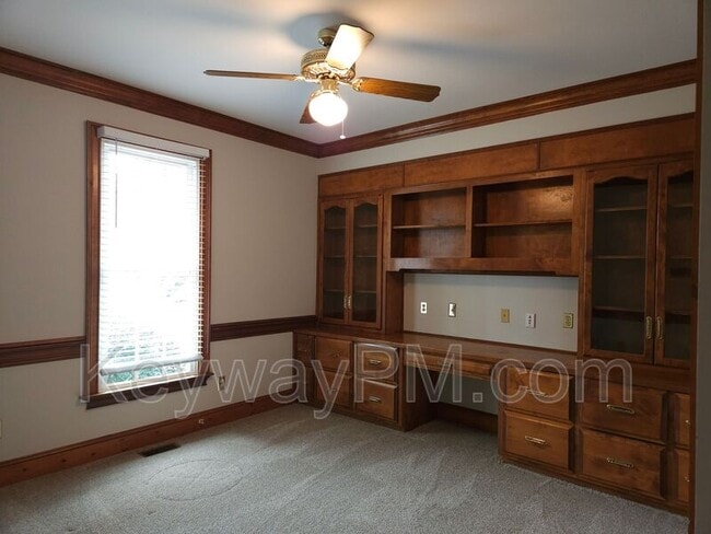 Building Photo - 954 Windmill Ln