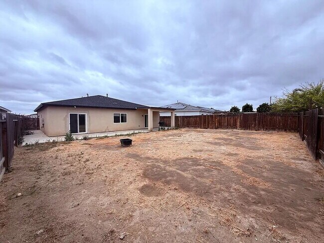 Building Photo - 8914 Danica Ct