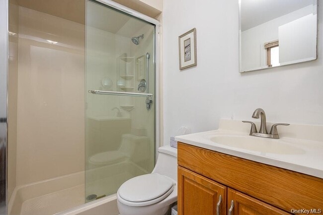 Building Photo - 8 Durant Rd