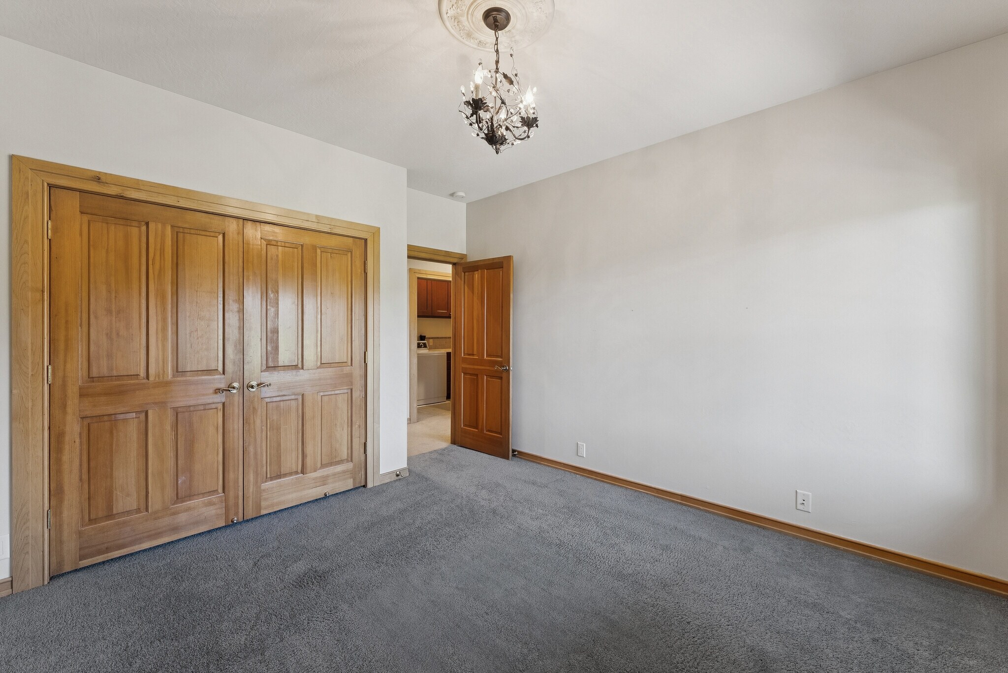 Building Photo - 9246 Par Ct