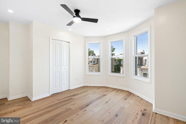 Building Photo - 29 N 54th St