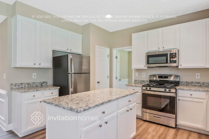 Building Photo - 4187 Medlock Wood Dr SW