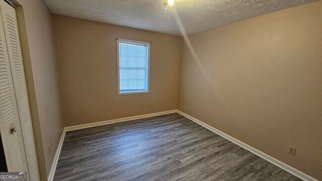 Building Photo - 107 Rock Quarry Rd