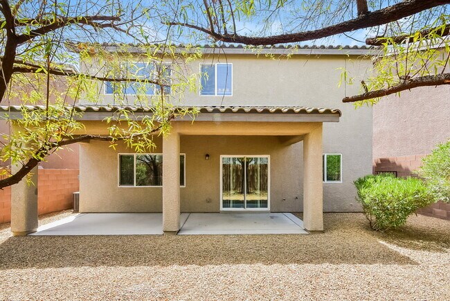 Building Photo - 10280 Gibson Isle Dr