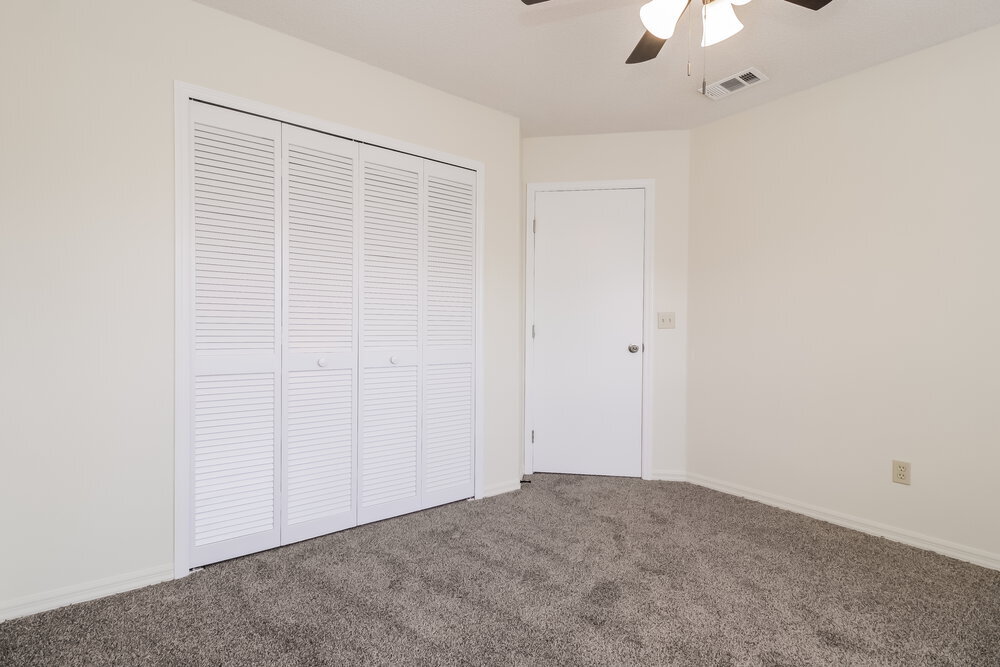 Building Photo - 9474 Chandon Dr