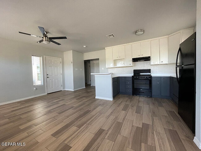 Building Photo - 9467 Landry McKee Ln