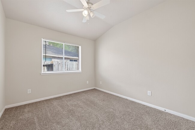 Building Photo - 16714 Mallory Bridge Dr