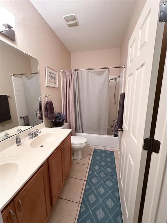 Building Photo - 2121 Settlers Park Loop