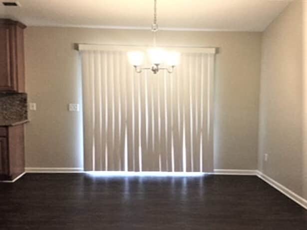 Building Photo - 135 Crescent Creek Ct