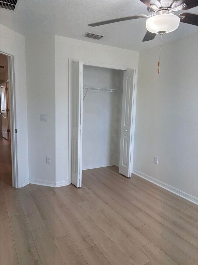 Building Photo - 14442 Editors Note St