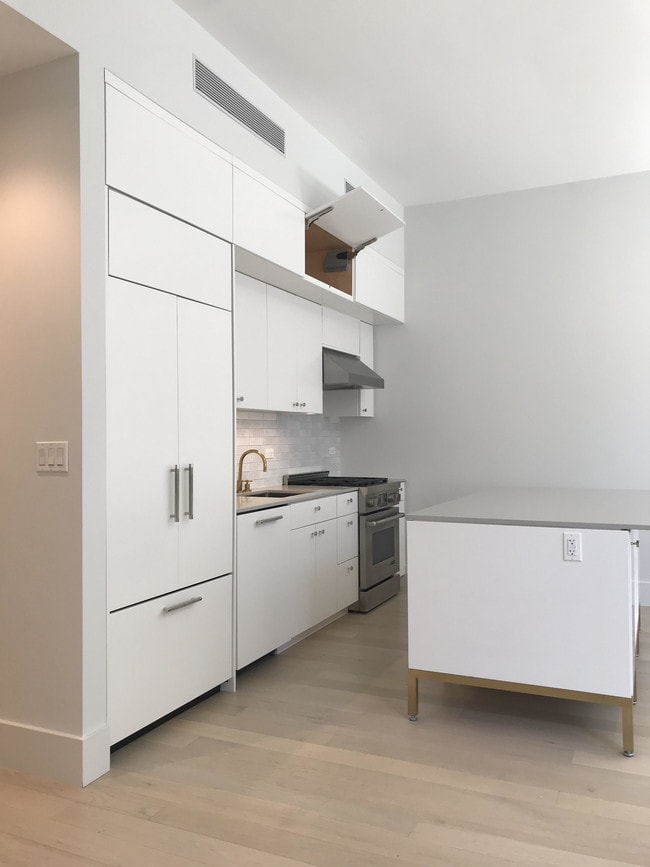 Floorplan - 446  Broome St