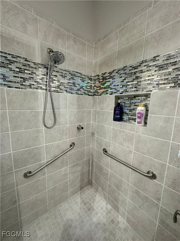 Building Photo - 11916 Five Waters Cir