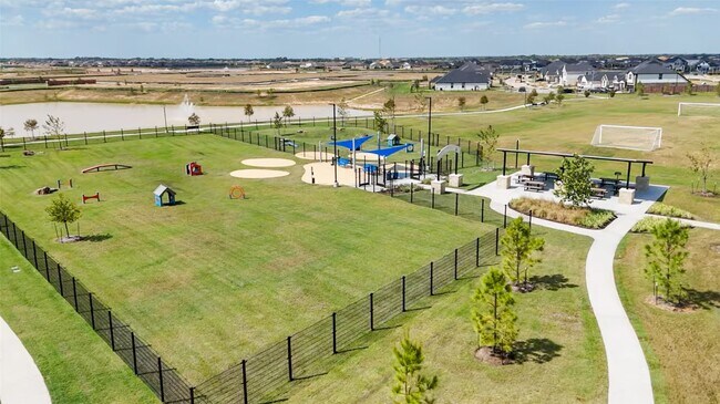 Building Photo - 6015 Mocha Palms Dr