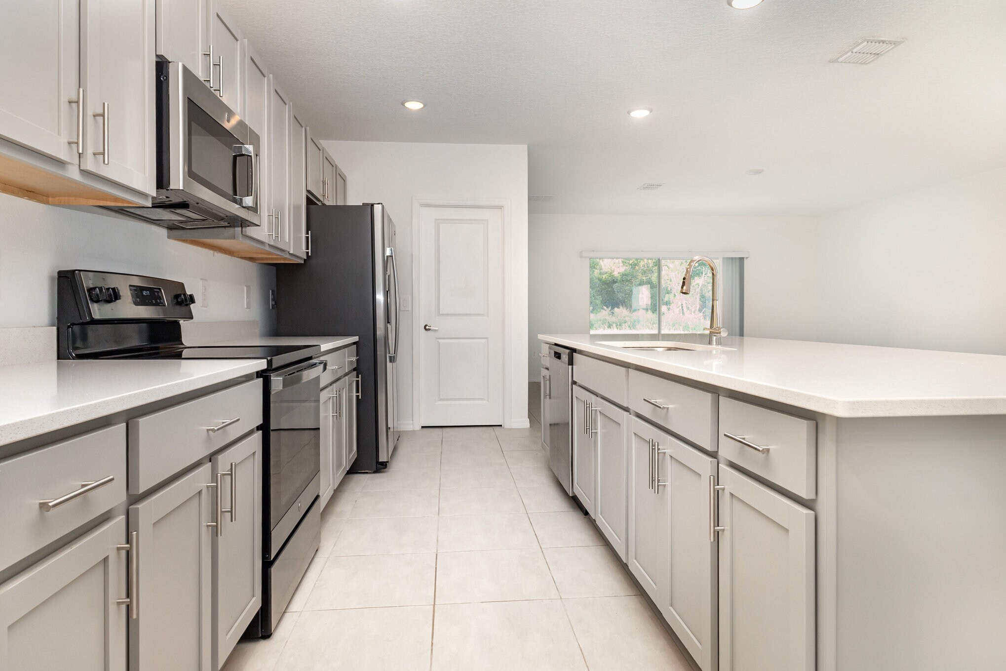 Building Photo - 176 Citrine Loop