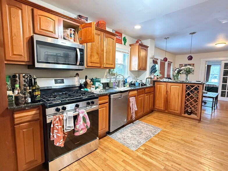 Building Photo - 3 Granite St