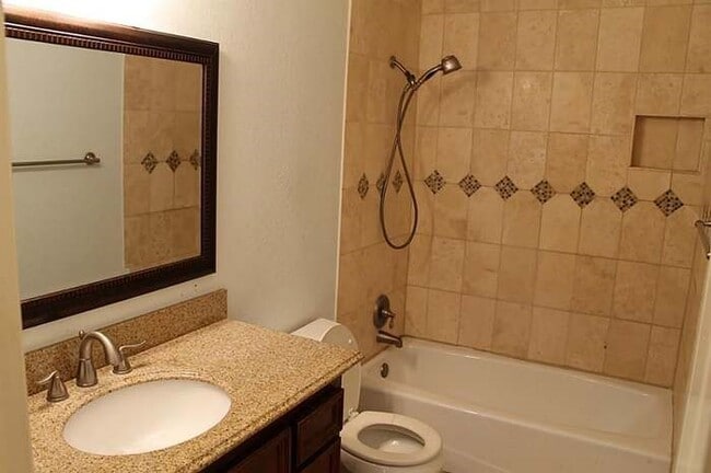 Building Photo - 3118 Rimrock Dr