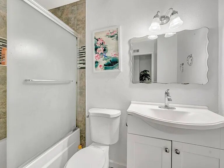 Building Photo - 3727 Byrd St