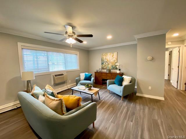 Building Photo - 331 Brook Ave