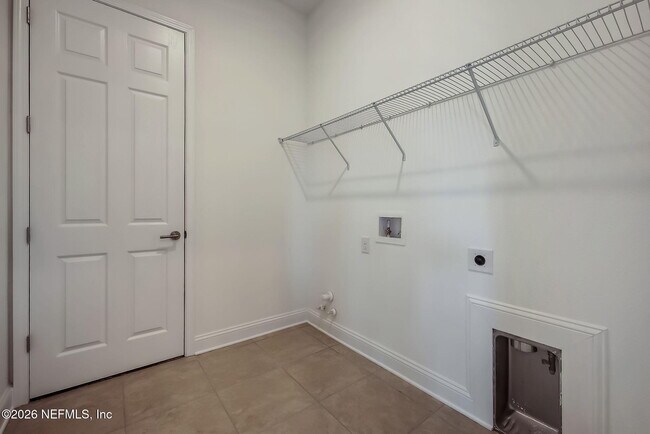 Building Photo - 357 Rum Runner Wy