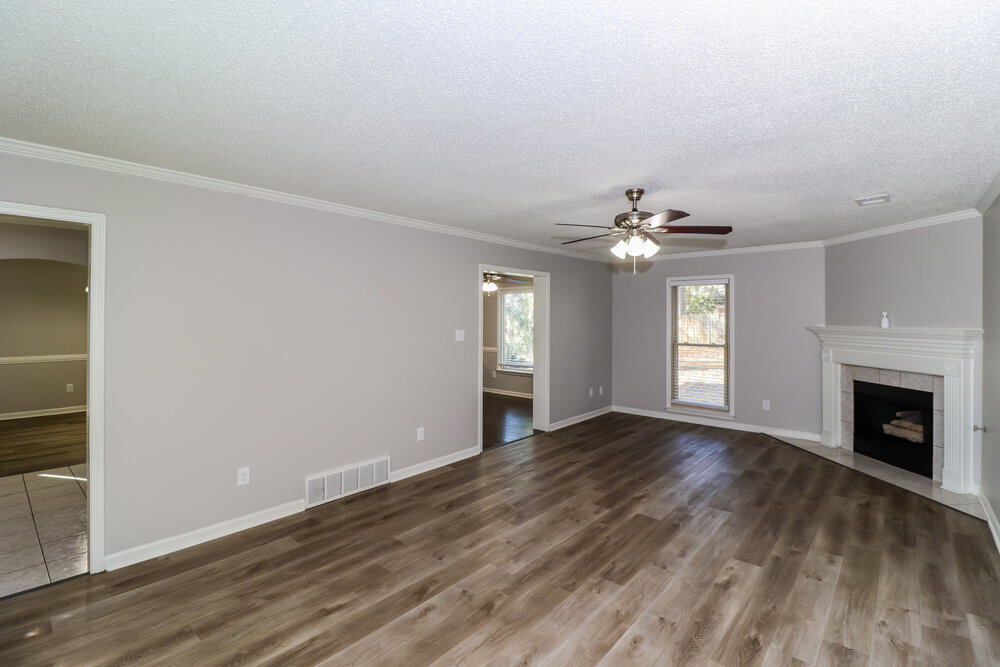 Building Photo - 2703 Twisted Oak Cove N