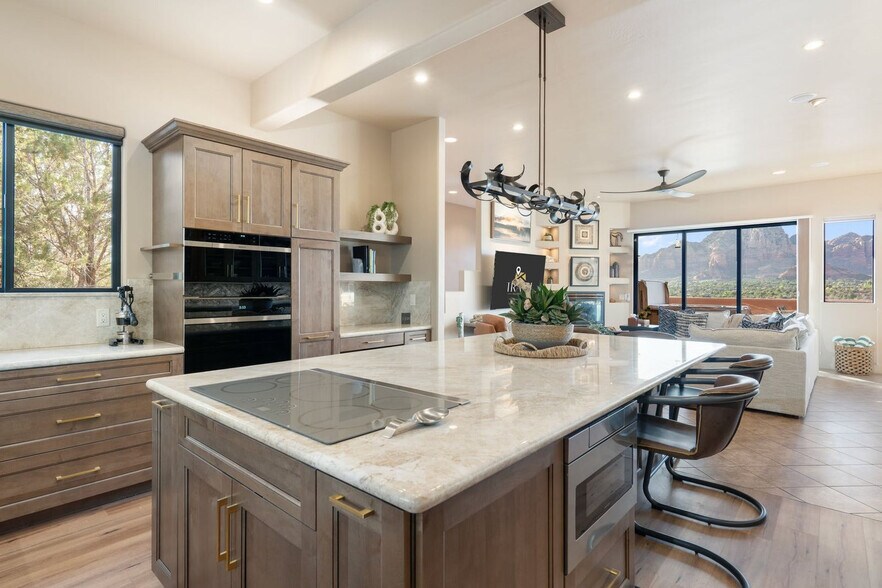 Building Photo - 30 Sycamore Canyon Rd