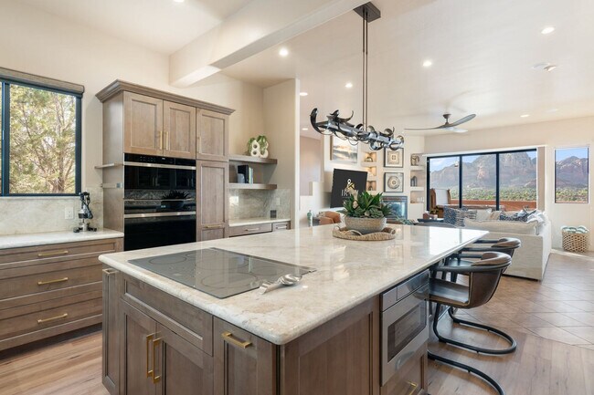 Building Photo - 30 Sycamore Canyon Rd