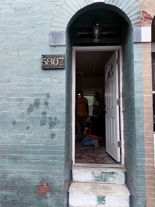 Primary Photo - 5807 Wakefield St
