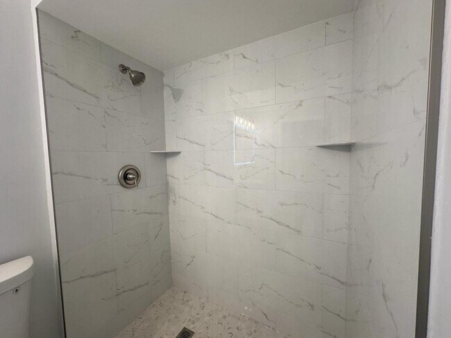 Building Photo - 356 Prestwick Cir