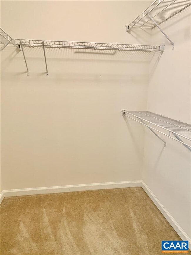 Building Photo - 836 Rockcreek Rd