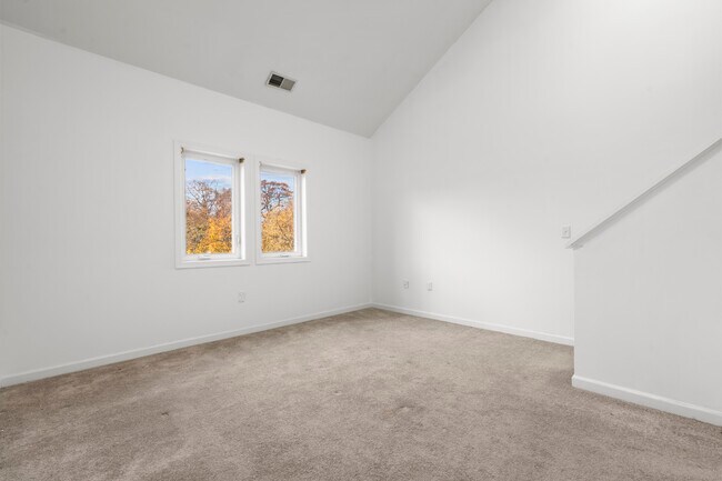 Building Photo - 2660 North Ave