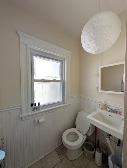 Building Photo - 300 Boston Ave