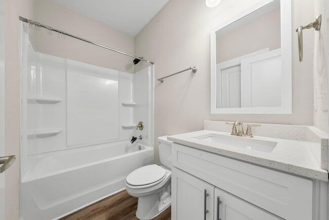 Building Photo - 322 Date Palm Ln