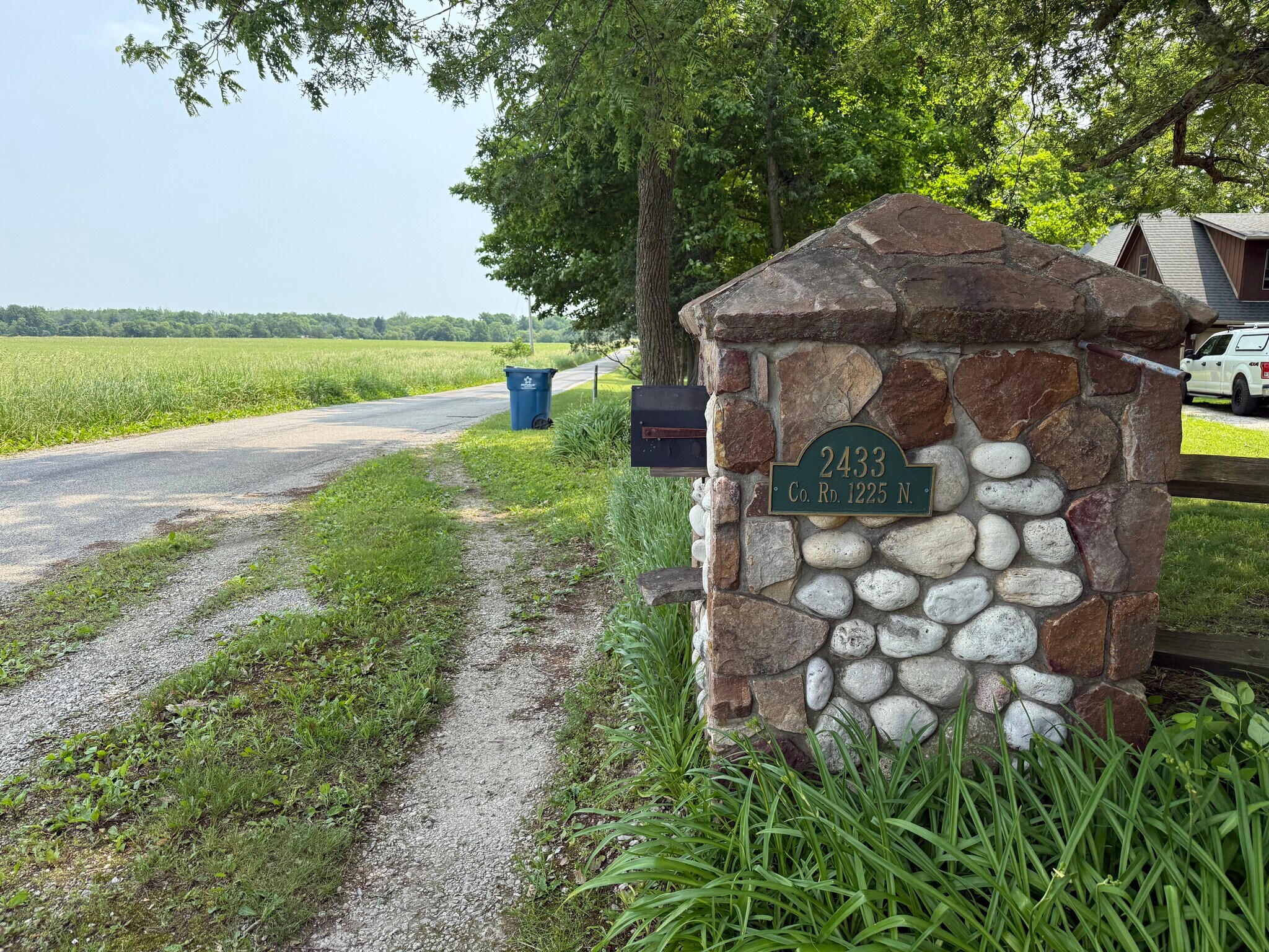 Building Photo - 2433 County Road 1225 N