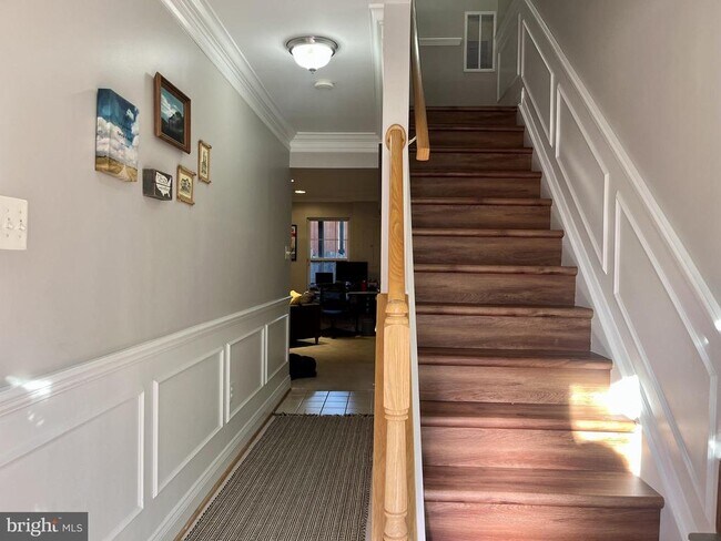 Building Photo - 3847 Watkins Mill Dr