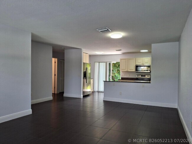 Building Photo - 3731 NW 110th Ave